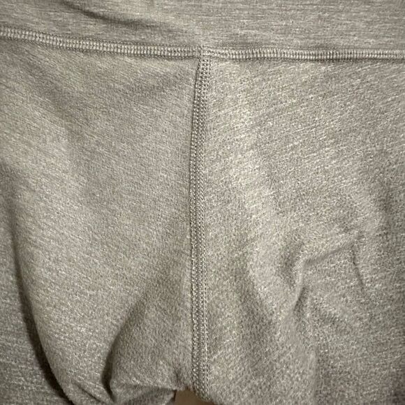 Lululemon Wunder‎ Under Low Rise Crop Leggings Women's 4 Grey Activewear Yoga - Picture 5 of 5